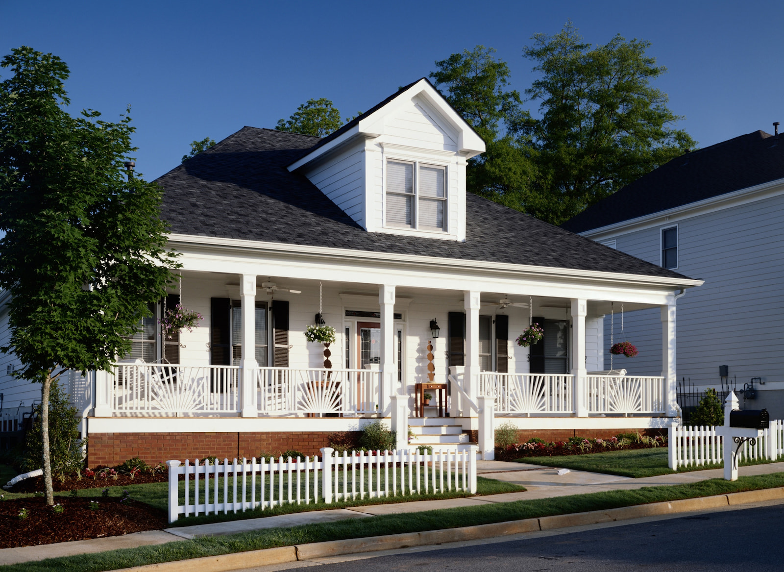 Front view of a well-maintained home, representing homeowners insurance protection and peace of mind.
